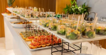 รับจัดเลี้ยงบุฟเฟ่ต์ต่างจากค็อกเทลอย่างไร